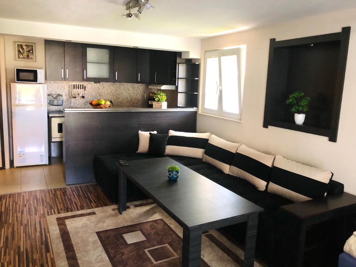 Pavlovi Apartments Samokov Eksteriør bilde