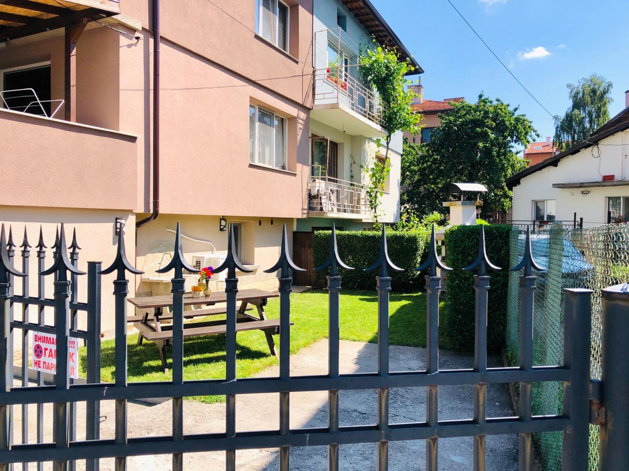 Pavlovi Apartments Samokov Eksteriør bilde